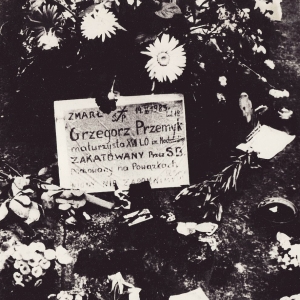 pokaż obrazek - Pogrzeb Grzegorza Przemyka - 19 maja 1983 r.